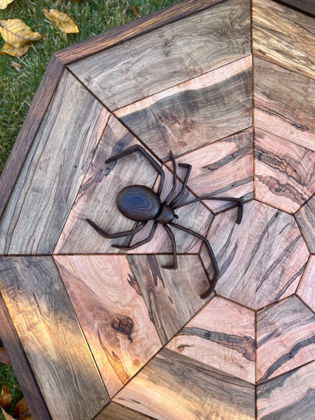 L'araignée - “The Spider” Mosaic